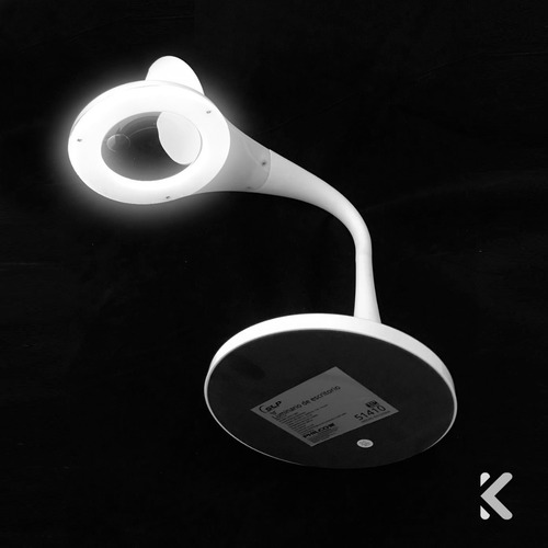 Imagen 2 de 9 de Lampara Led De Escritorio Con Lupa Philco 51410