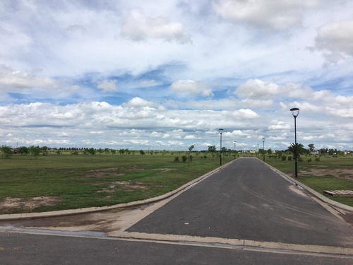 Imagen 3 de 10 de Venta. Terreno Vida Barrio Privado 26 Metros Frente