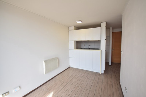 Arriendo Depto Metro Matta-2 Dormitorios-1 Baño-estac. Y Bod