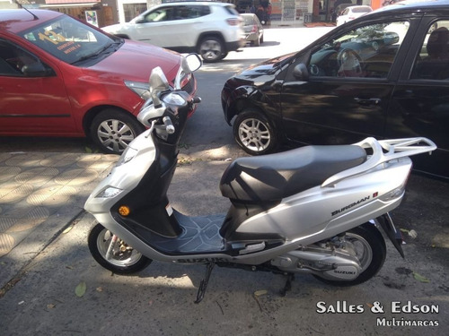 Imagem 5 de 8 de Suzuki Burgman 125 Automatic 2012