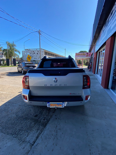 Renault Duster Oroch 2.0 Privilege