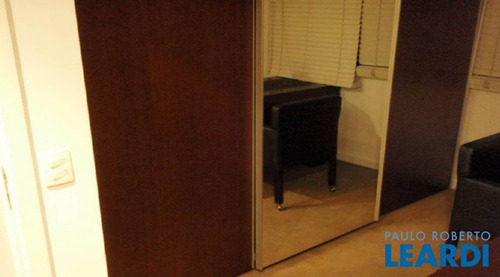 Imagem 13 de 14 de Flat - Itaim Bibi - Sp - 127154
