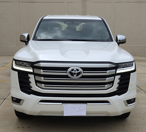 Imagen 7 de 11 de Toyota Land Cruiser Zx Lc 300 2022