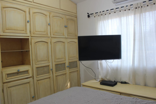 Vendo Casa Amueblada 3 Dormitorios 2 Baños, Piscina, Cochera Para Dos Autos