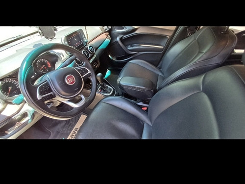 Fiat Cronos 1.8 16v Precision At6