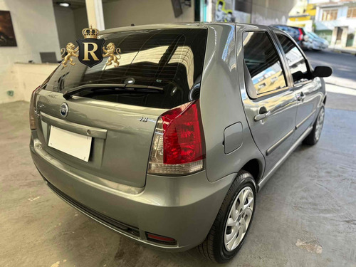 Fiat Palio 1.8 MPI HLX 8V FLEX 4P MANUAL
