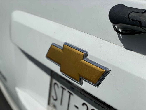 Imagen 14 de 15 de Chevrolet Suburban 2014 5p Lt V8/5.3 Aut 2da/banca