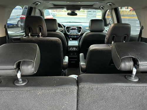 GMC Acadia 3.7 Denali At