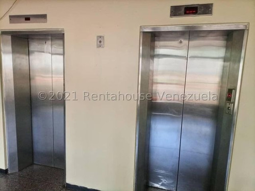 Imagen 19 de 30 de Apartamento En Venta Sector Centro De Barquisimeto Código 23- 18635 Keylen León Rah