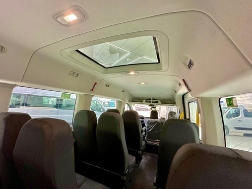 Nova Ford Transit 15 Lugares Automática 2023