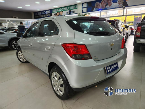 Chevrolet Onix 1.4 MPFI LT 8V FLEX 4P MANUAL