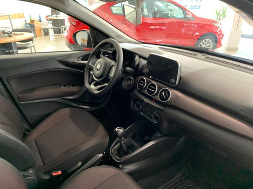 Fiat Cronos Precisión 1.8 16v Manual