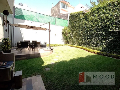 Casa En Venta En Lomas De Las Aguilas