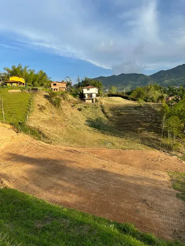Lote En Venta En Peñol. Cod V12678