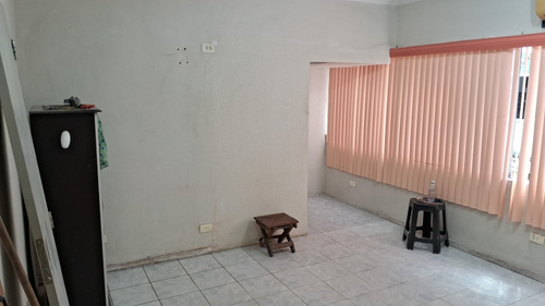 Aluga-se Kit Net Sala. 81 996980135