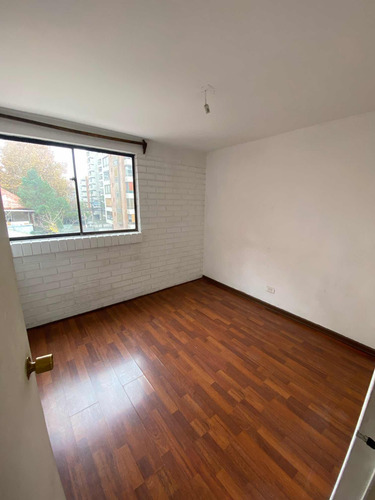 Depto Antiguo 3d/2b + E Plaza Ñuñoa Gastos Comunes Incluidos