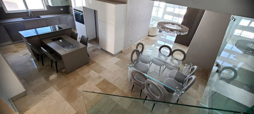 Elegante Pent-house De 4 Habitaciones