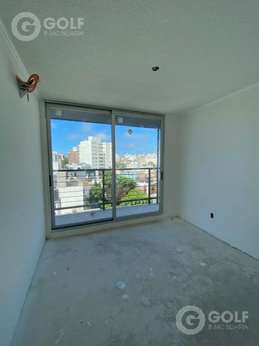 Vendo Apartamento De 1 Dormitorio Con Terraza Lateral, A Estrenar, Garaje Opcional, Pocitos