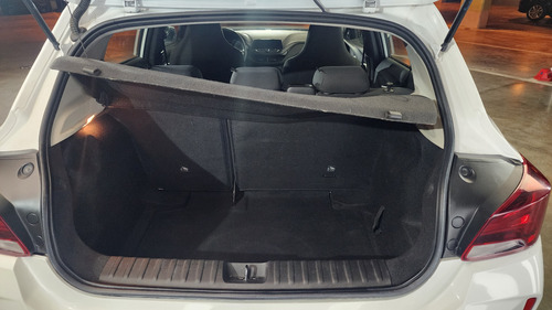 Chevrolet Onix 1.2