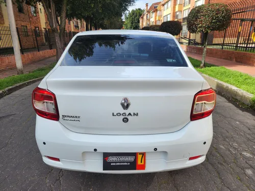 Renault Logan 1.6 Expression / Life +