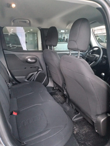 Imagen 20 de 20 de Jeep Renegade Sport 1.8 130 Cv