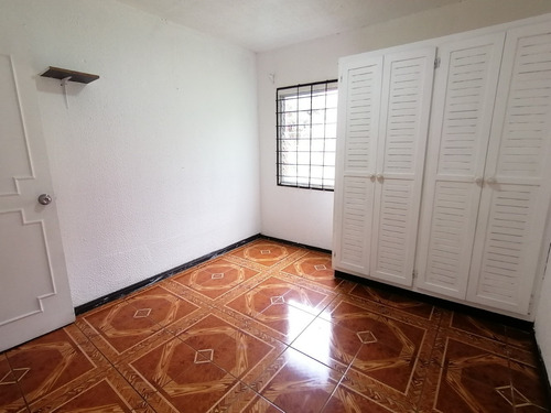 Imagen 3 de 8 de Alquiler De Apartamento En Desamparados Centro