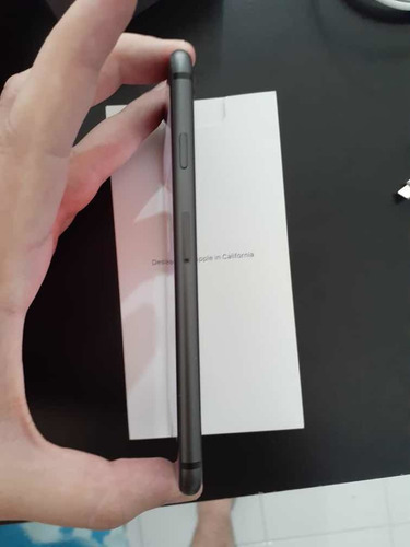 iPhone 8
