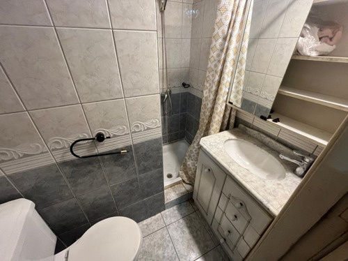 Amplio Depto En Ñuñoa: 3 Habitaciones, 2 Baños