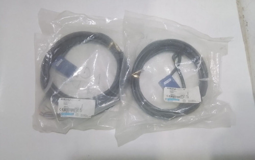 Lot Of 2 Schneider Electric Telemecanique Sensors Zc Ccs