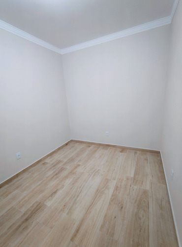 Linda Casa Térrea 3 Dormitórios No Jardim Amália Caçapava