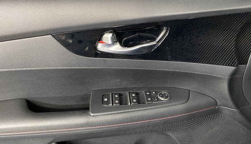 Imagen 8 de 15 de 118274 - Kia Forte Hb 2019 Con Garantía