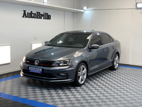 Volkswagen Vento 2.0 Tsi Gli 211cv App Connect + Nav