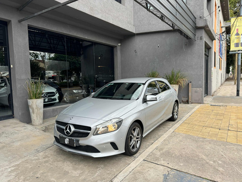 Mercedes-Benz Clase A 1.6 A200 Urban 156cv