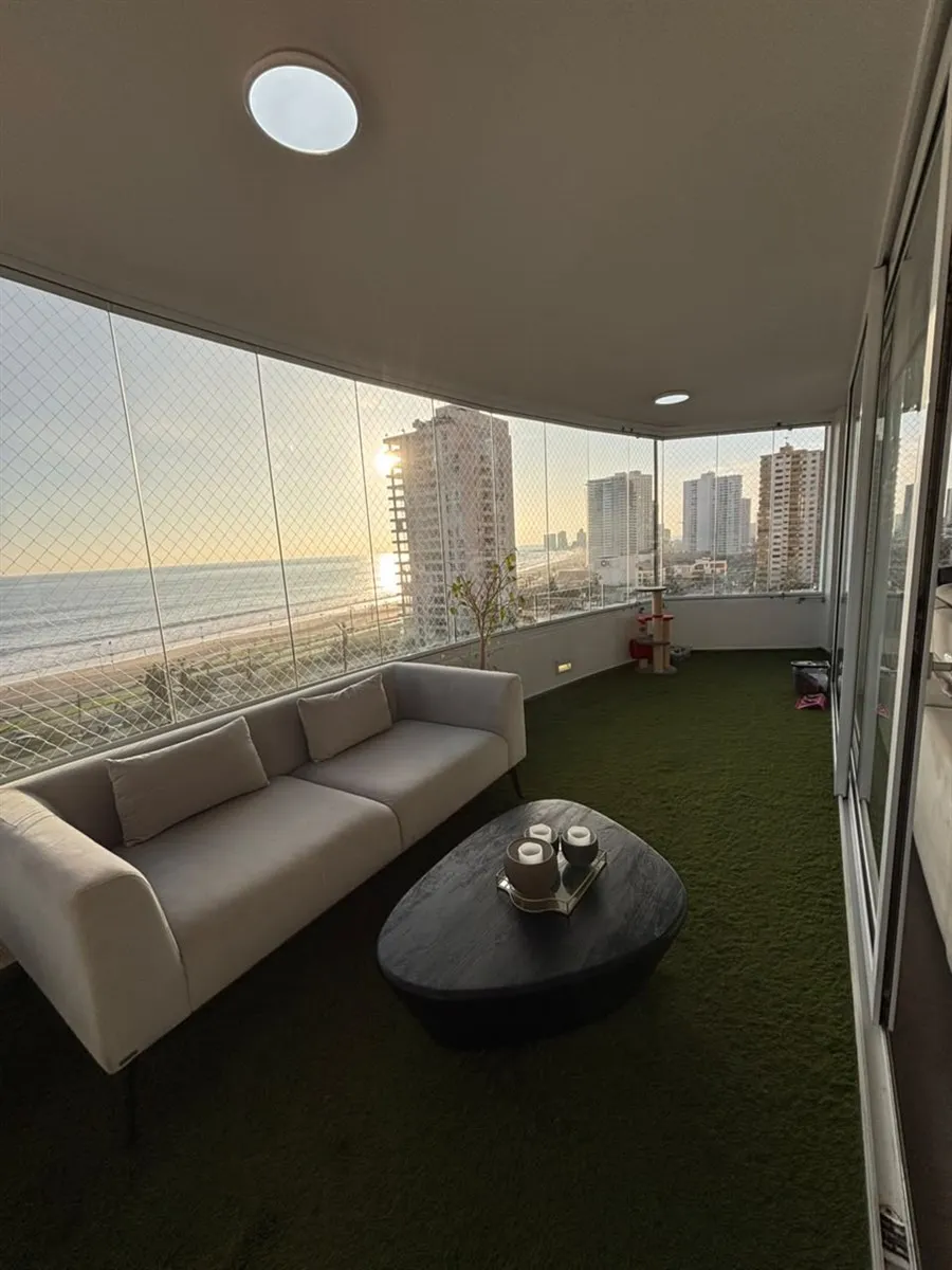 Imagen 3 de 11 de Departamento En Venta De 4 Dorm. En Iquique