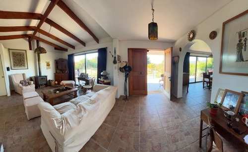Vende Ubicación Privilegiada, A Pasos De La Playa Con Vista