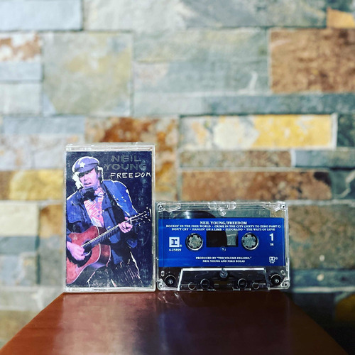 Cassette Neil Young  Freedom (ed. 1989 Usa)