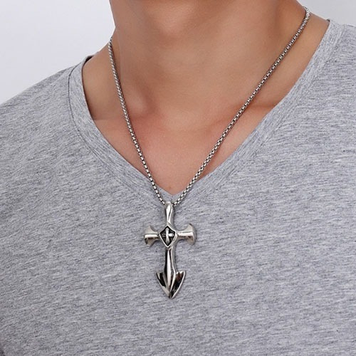 Imagem 4 de 5 de Colar Masculino Com Pingente Crucifixo Âncora