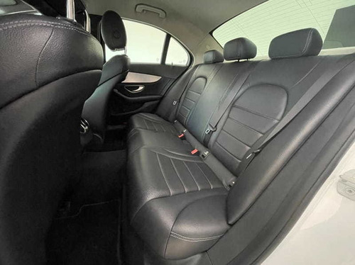 Imagem 13 de 15 de Mercedes-benz C180