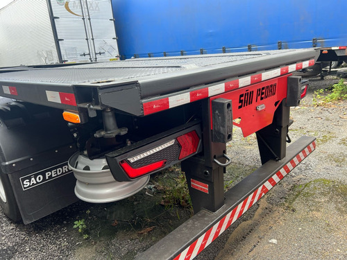 Carreta Porta Container São Pedro 2025
