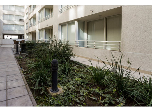Arriendo Metro Santa Lucia / Carmen / Marin