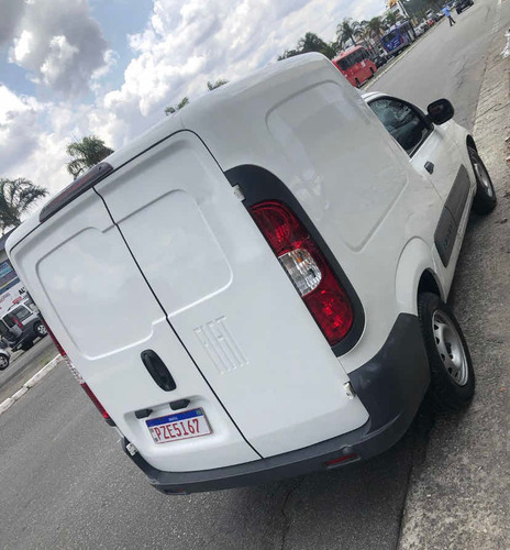 Imagem 3 de 7 de Fiat Fiorino 2021 1.4 Hard Working Flex 4p Marchas