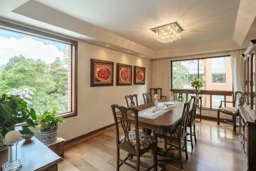 Apartamento En Venta En El Chicó. Cod V19948