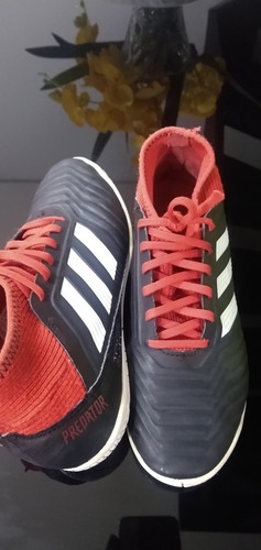 Tênis adidas