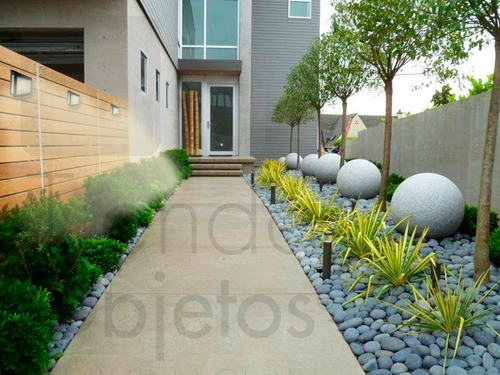 Imagen 2 de 10 de Faroles Exterior Hierro Chico Jardin Chapa Negro Apto Led