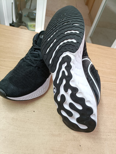 Nike React Infinity Flynik (Usado)
