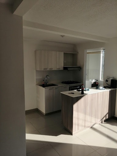 Imagen 3 de 16 de Apartamento En Venta Las Brisas 1074-501