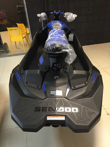 Imagem 4 de 4 de Spark Trixx 3up 2022 Sea Doo