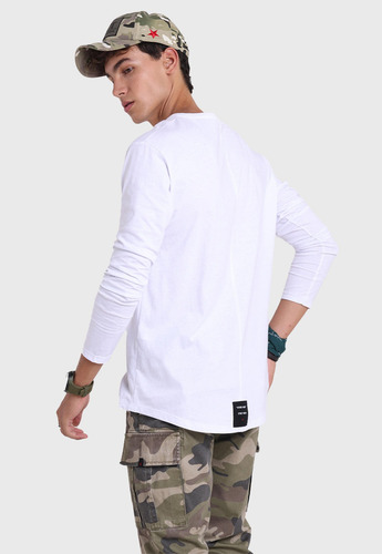 Imagen 4 de 6 de Polera Manga Larga Hombre Soviet Spo2730bl