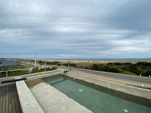 Casa En Alquiler Por Temporada De 4 Dormitorios En Punta Piedras (ref: Bpv-8720)