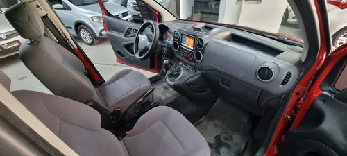 B9 Doble Porton 5 Pasajeros